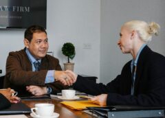 Įmonių likvidavimas: savanoriškas ir priverstinis uždarymas